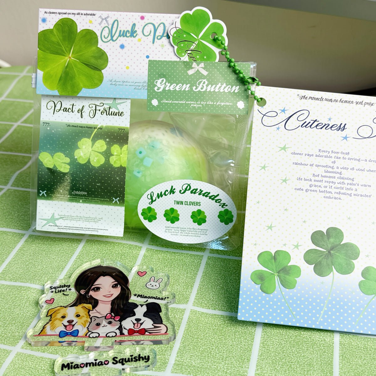 Luck Paradox Four-Leaf Clover Stretchy Hybrid Squishy Ball 🍀✨ - By Miaomiao Squishy