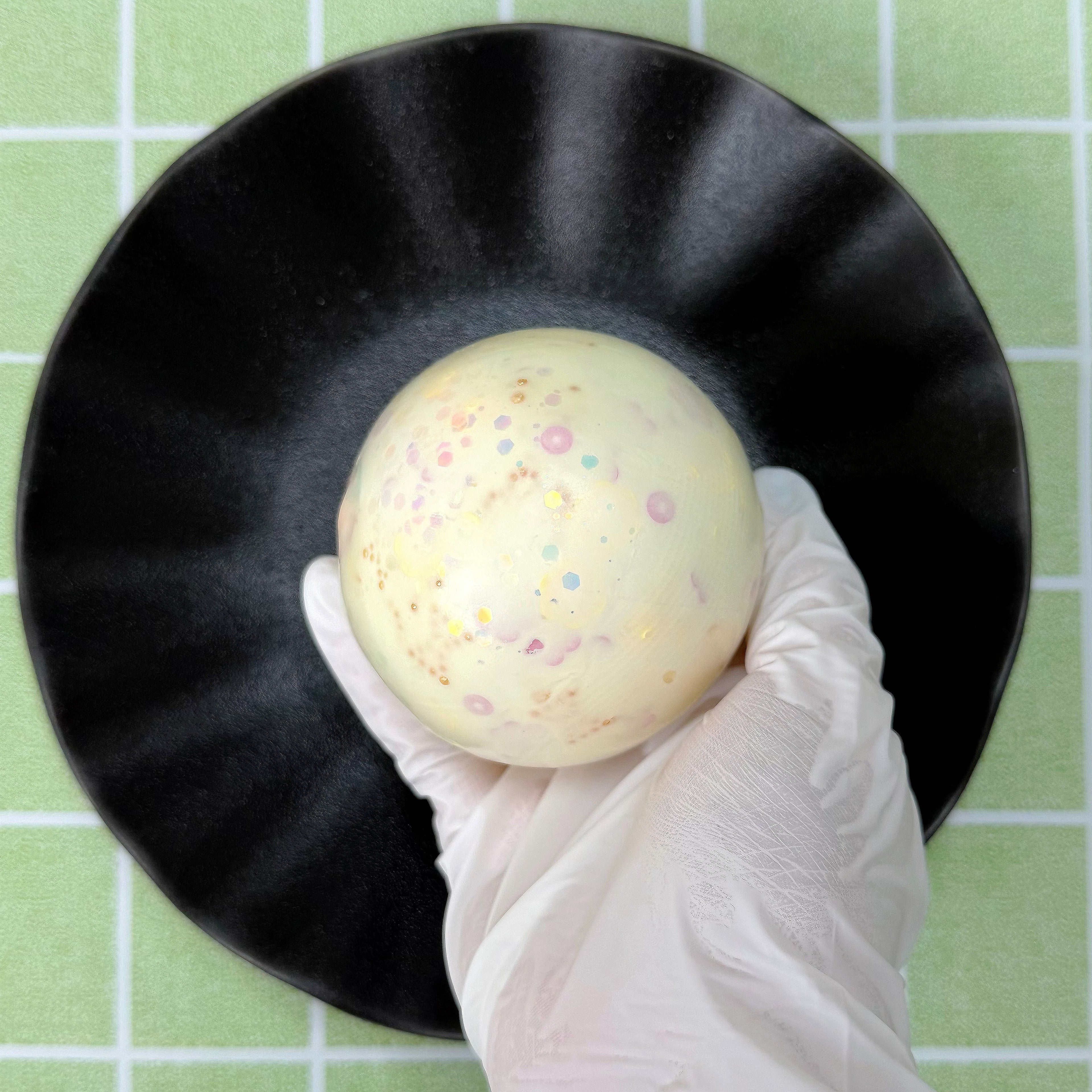 Peach Candy Crunchy Ball - by Miaomiao Squishy