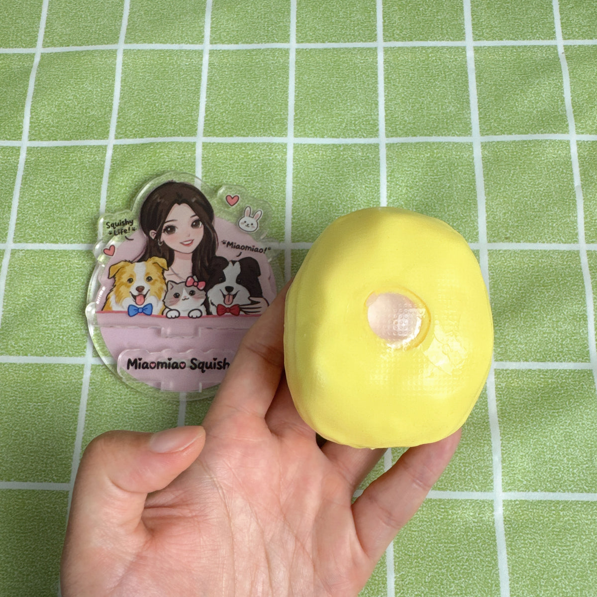 Crunchy Golden Brioche Bread Squishy Ball 🍞✨ - By Miaomiao Squishy